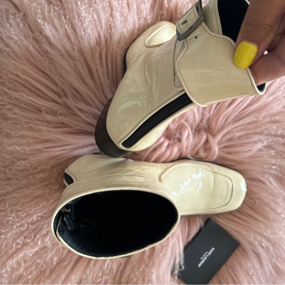 BNWT Saint Laurent cream patent leather ankle booties size 37/us 6.5-7 women’s - Picture 10 of 10